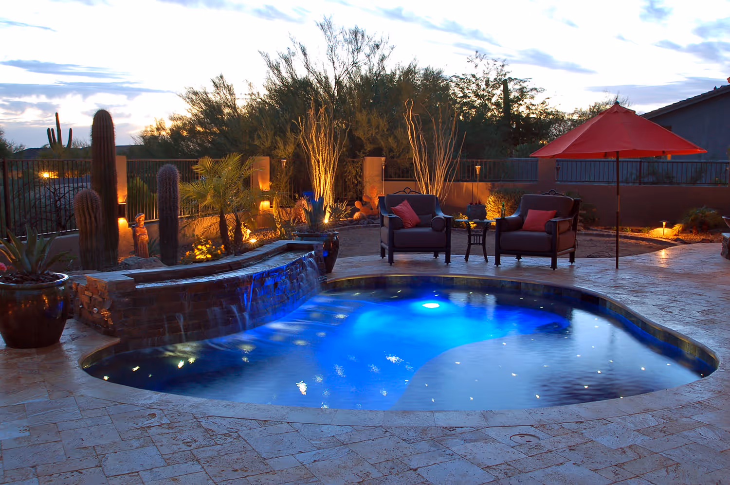 Custom Spool Builder Greater Phoenix: Luxury Backyard Oasis Design