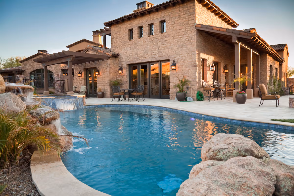 Why Choose a Custom Pool Designer and Builder in Scottsdale?